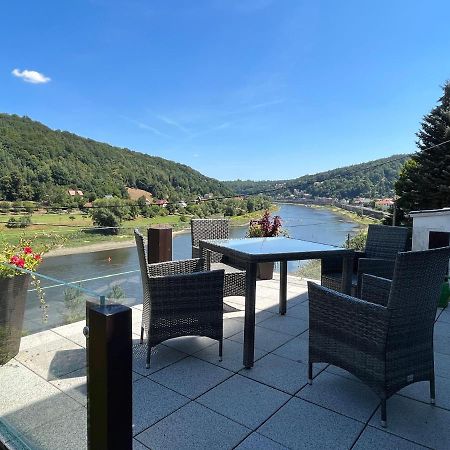 Saechsische-Schweiz-Ferienhaus-Wohnung-2-Mit-Hervorragendem-Panoramablick-Ueber-Das-Elbtal Кёнигштайн-ан-дер-Эльбе Экстерьер фото